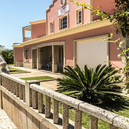 Lounge Vendégház 2*