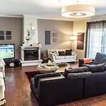 Lounge אלבופיירה