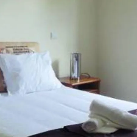 Πανσιόν Lounge Αλμπουφέιρα